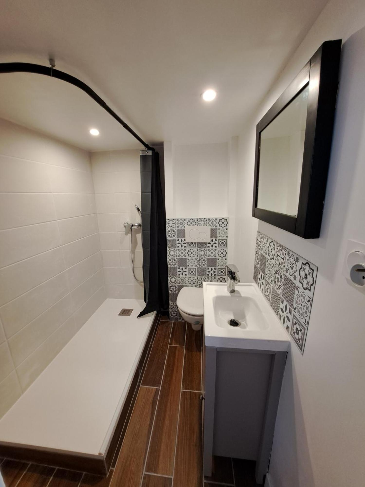 Studio Cosy Entierement Renove A Deux Pas De Lyon Fontaines-sur-Saone Ngoại thất bức ảnh